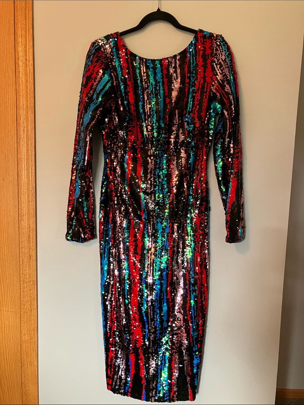 Dress the Population Black Multicolor Sequin Long Sleeve Midi Dress